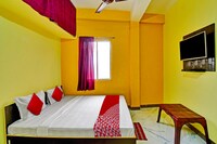 OYO Flagship Hotel Shree Krishna