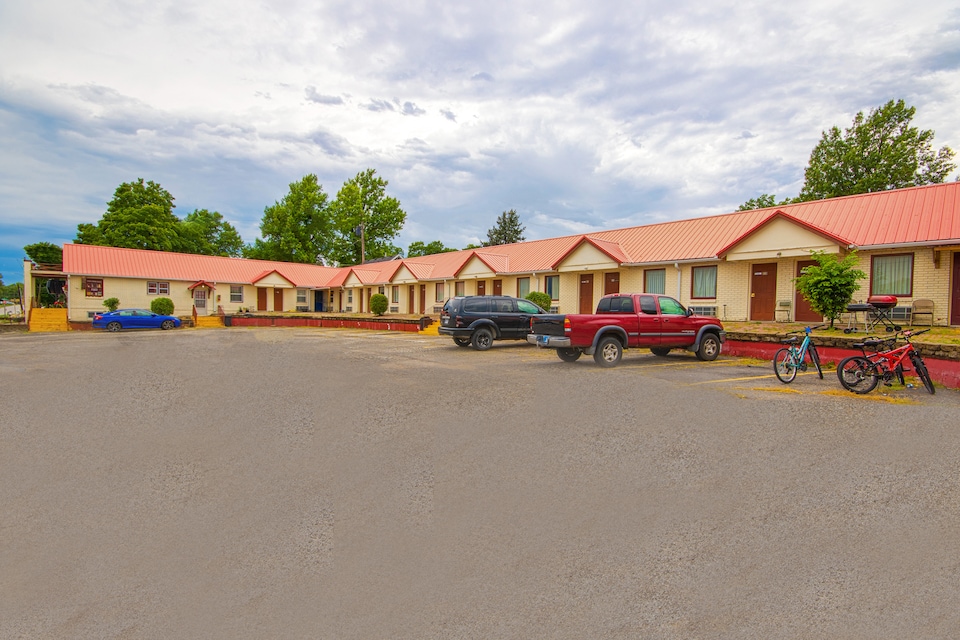 Sunflower Motel Hiawatha By OYO, Hiawatha, Hiawatha