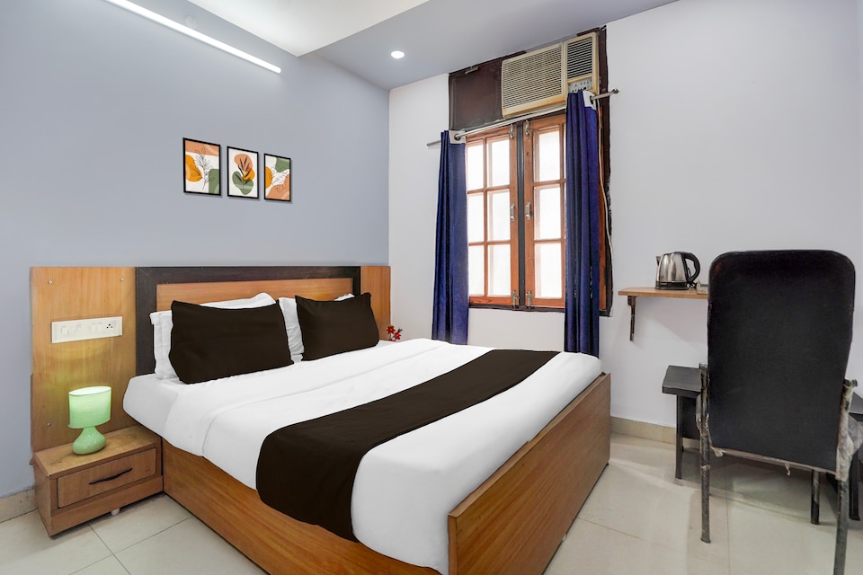 Super Hotel O Gomti Nagar Near Amity Formerly Hotel Green Apple, Gomti Nagar Lucknow, Lucknow