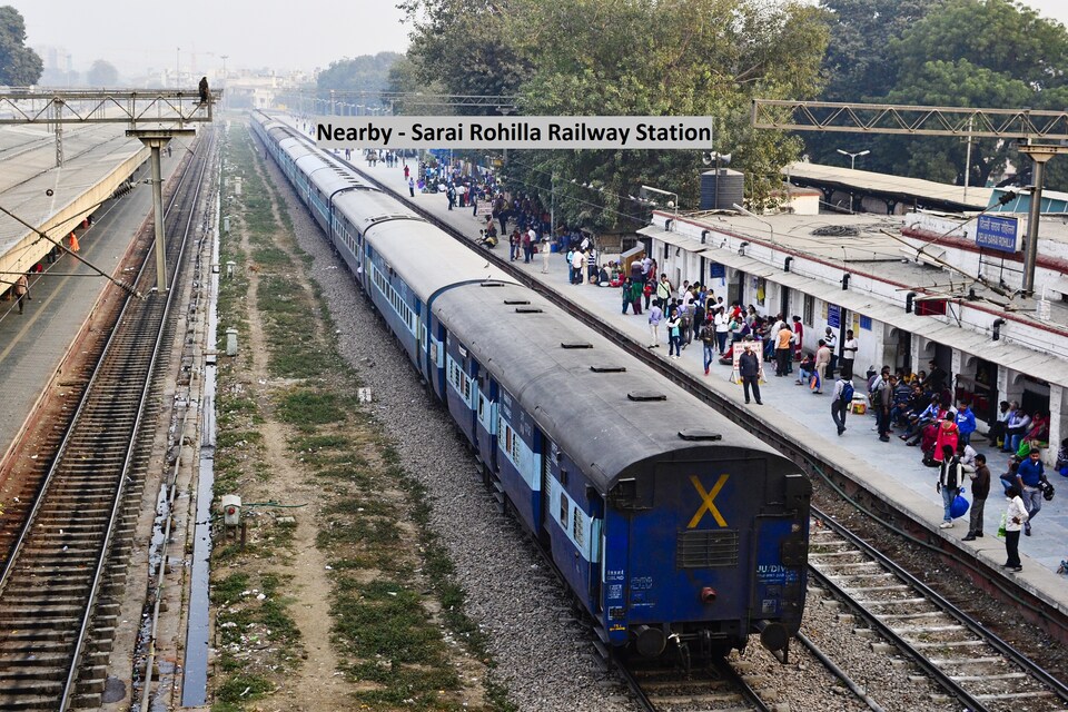 Collection O 411 Essar Inn, Patel Nagar Delhi, Delhi