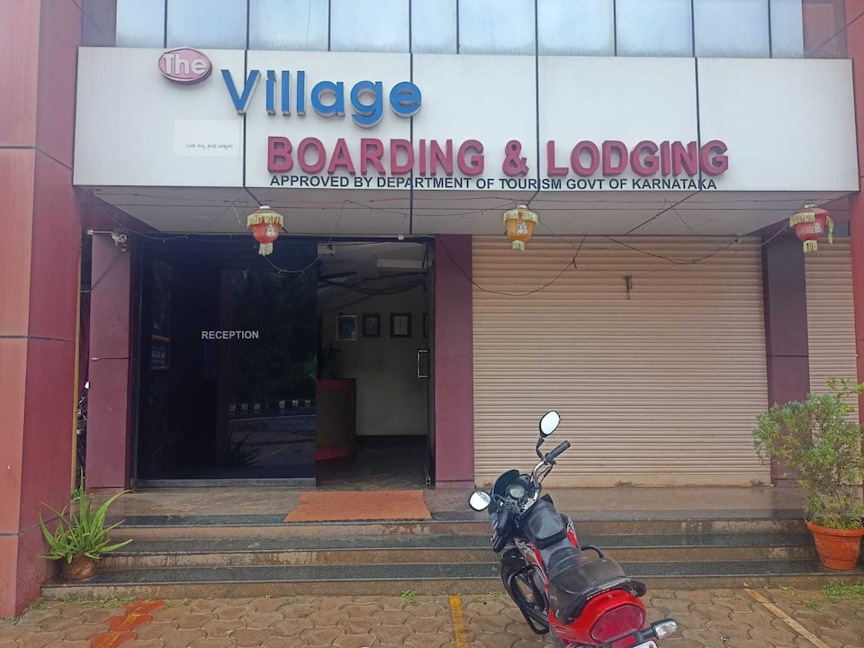 Hotel O Viraj The Village Bar And Restaurant Boarding & Lodging, Bendoorwell Mangalore, Mangalore