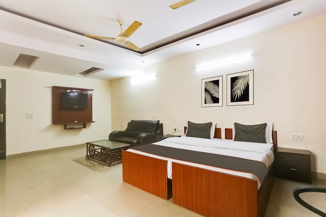 Hotel O Happy Residency