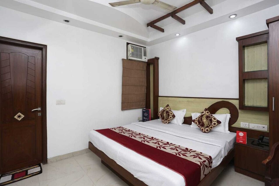 POP 81547F Hotel Topaz, Paharganj Delhi, Delhi