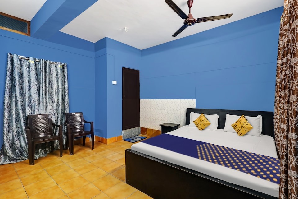 Hotel O Ayushi Hotel, GS Road Guwahati, Guwahati