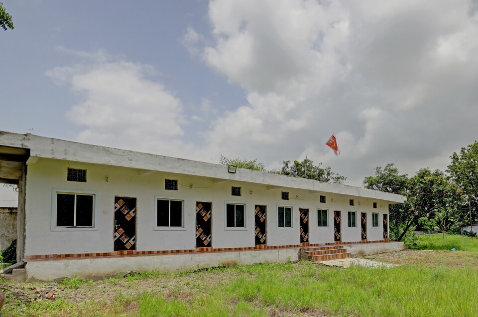 SPOT ON Mathurawala Parisar, Mhow, Mhow