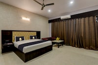 Townhouse OAK Hotel Aradhna Inn Unit By Blue Moon Hotel