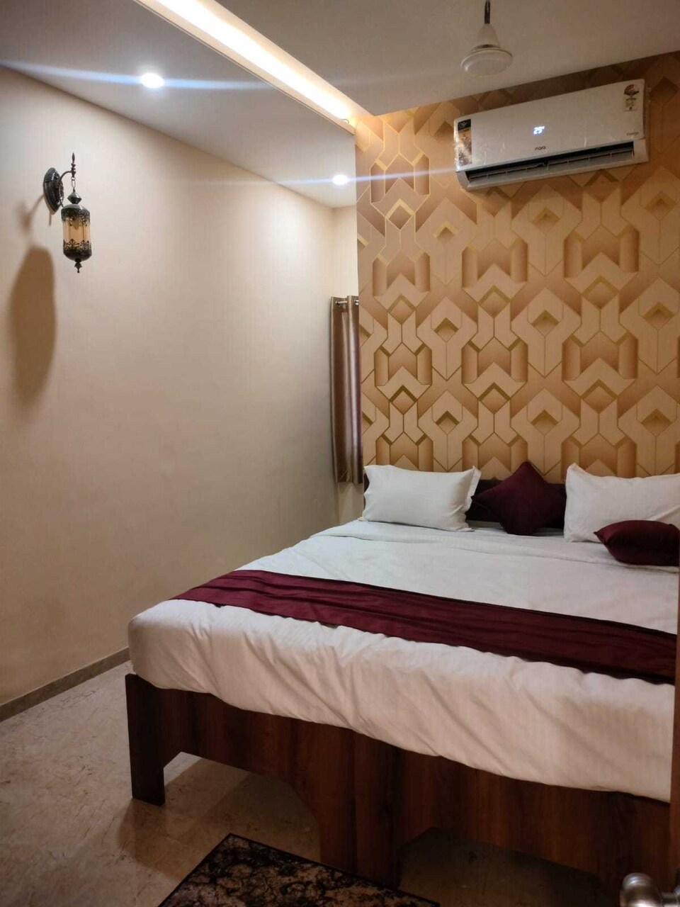 POP 81552K Hotel Royal Galaxy, Bus Stand Nagpur, Nagpur