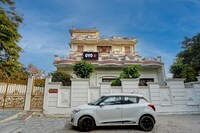 Hotel O Royal Green Residency