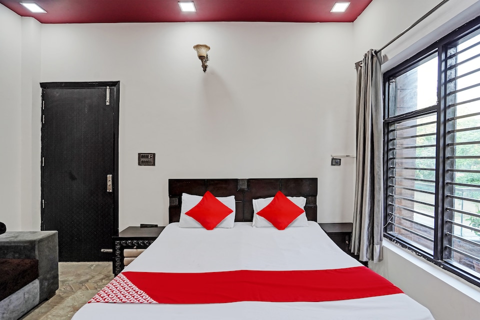 Hotel O Star, Greater Noida, Noida