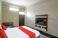 Hotel O  Akshay Palace Hotel