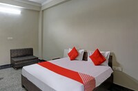 Hotel O  Akshay Palace Hotel