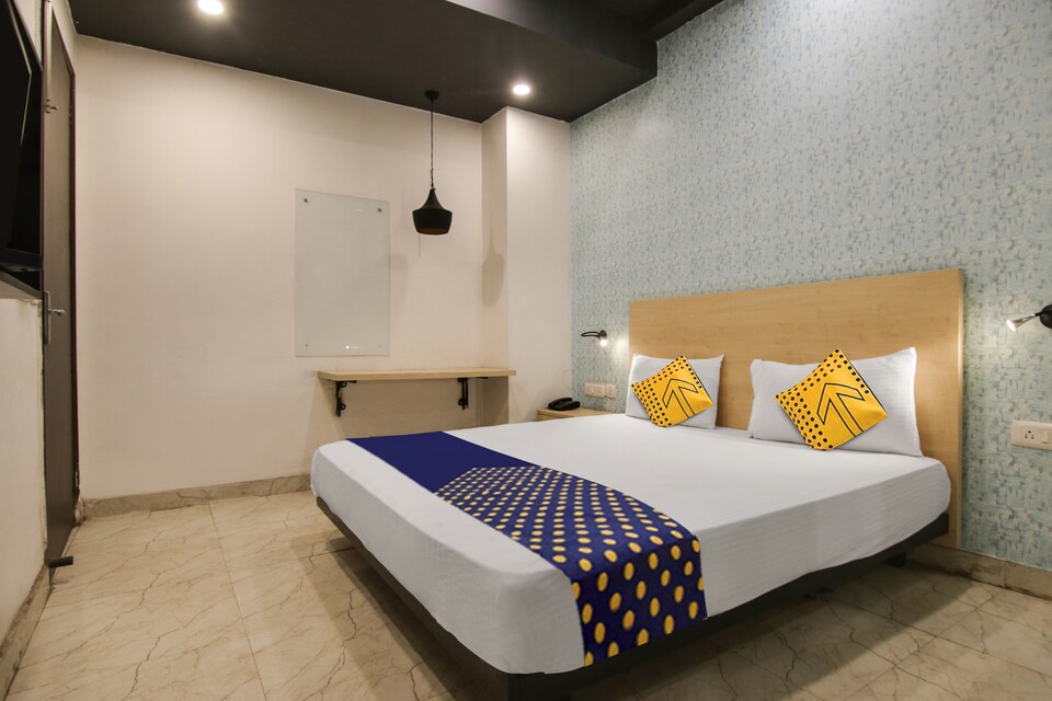 Live on DEL5379, Saket Delhi, Delhi