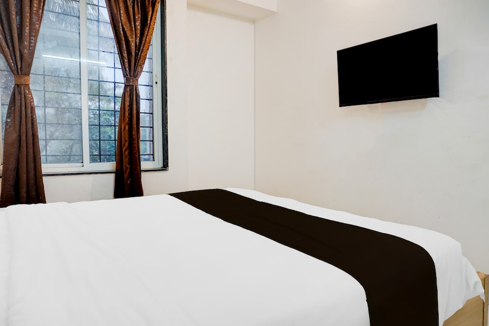 Collection O Mundhwa Chowk formerly Opal Suites, Kharadi Pune, Pune