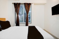 Super Collection O Mundhwa Chowk formerly Opal Suites