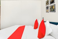 Hotel O Shree United Grills & Cafe Restro