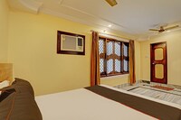 OYO Flagship Sawariya Palace