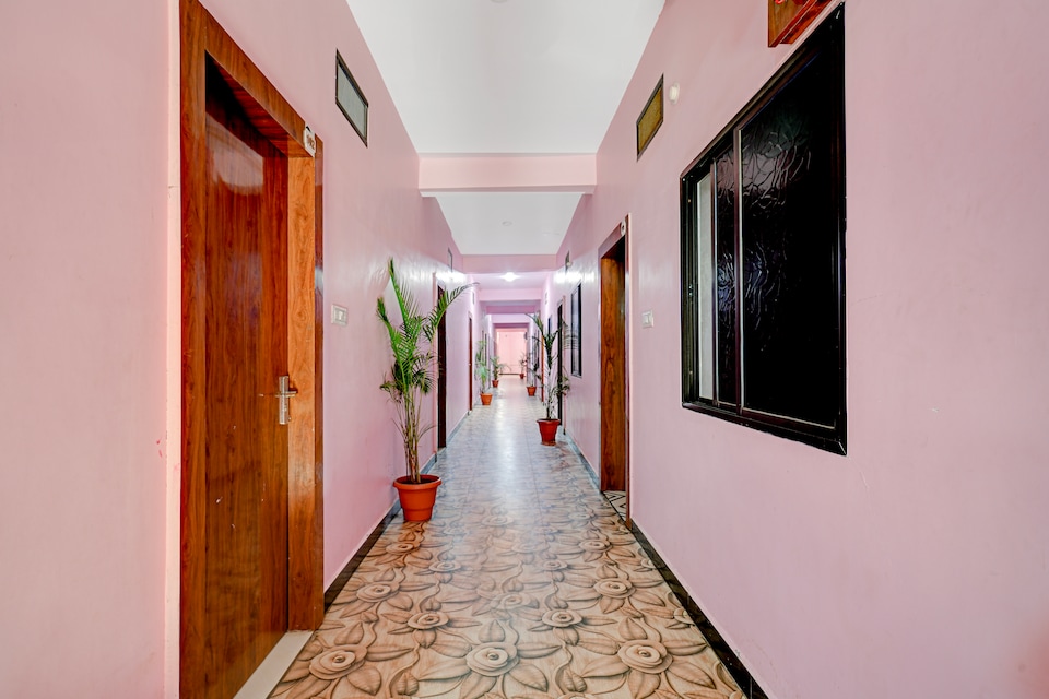 Hotel O Apna Palace, Ujjain, Ujjain