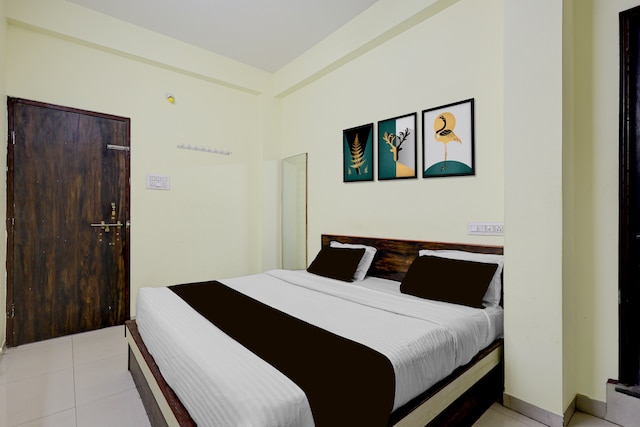 Hotel O GRAND SQUARE 