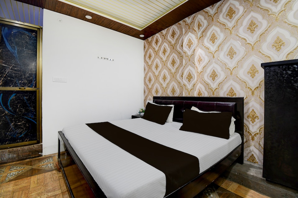 Super Hotel O Ambedkar Park Gorakhpur Formerly Mayur Residency, Golghar, Gorakhpur