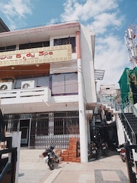 Hotel O Wood stock home stay'