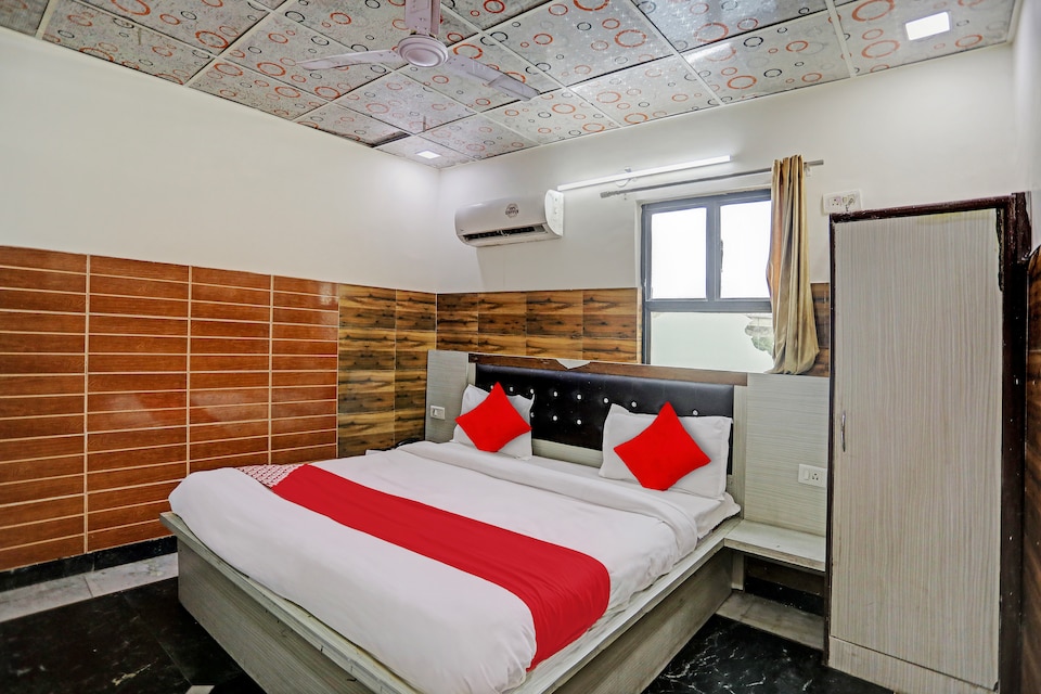 Hotel O Umen Hotels, Noida City, Noida