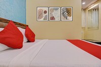 OYO Flagship Hotel Nine Hills