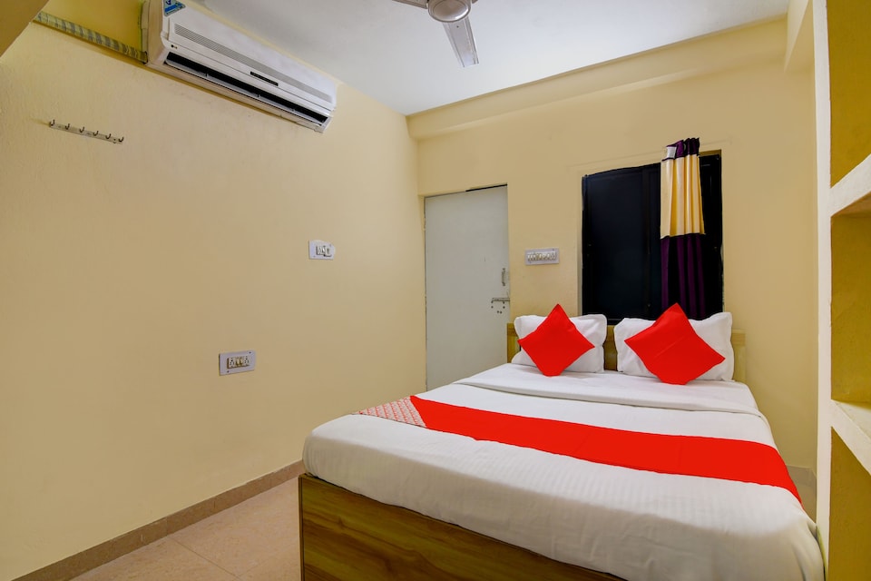 Hotel O Welcome Stay Guest House, Chandrasekharpur, Bhubaneswar