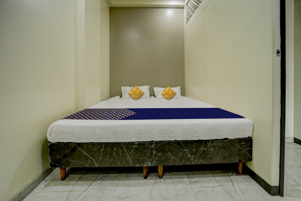 SPOT ON Om Sai Guest House, Ahmednagar, Ahmednagar