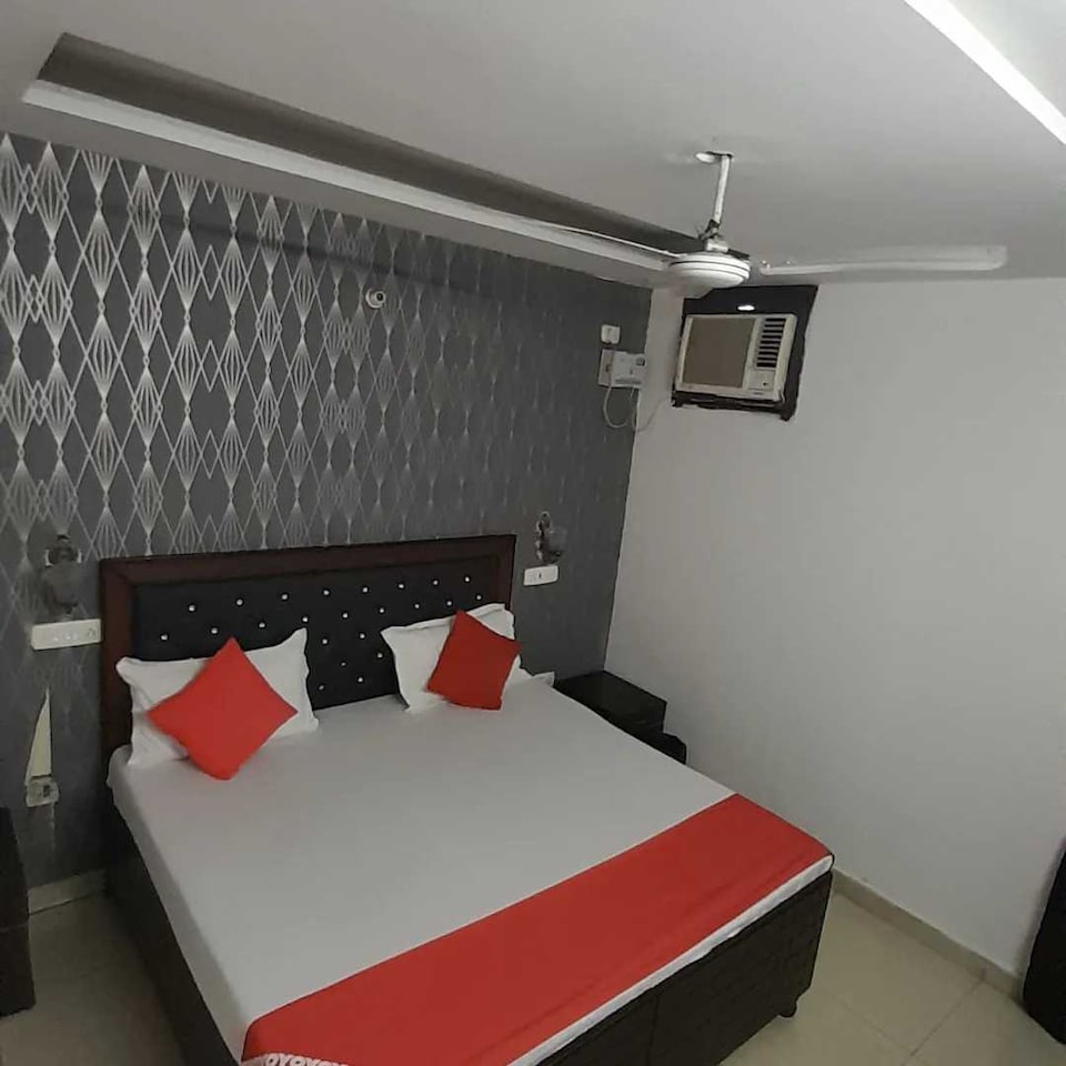 POP 81586G Hotel Royal Orbit , Zirakpur, Zirakpur