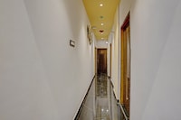 Super Hotel O Golden Suites