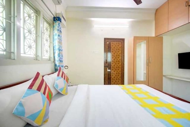 OYO Flagship Chennai Palace