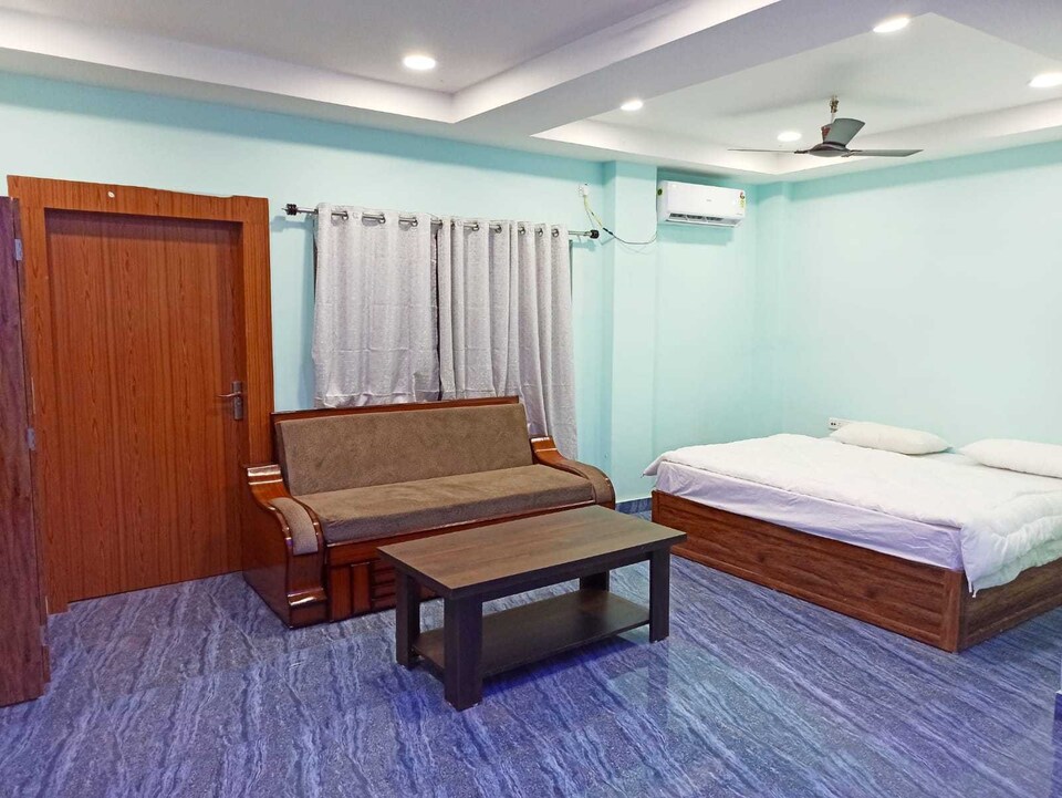 OYO Flagship Nivas Inn, GS Road Guwahati, Guwahati