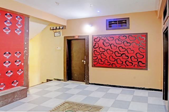 OYO 815927 MANISHA PALACE