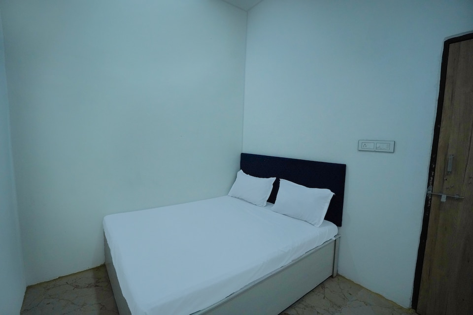 Hotel O Park Side, Bhilai, Bhilai