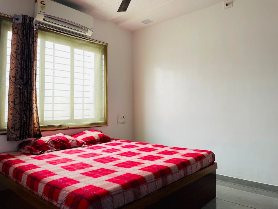 POP HOME 81594K Shaneshver Farm Villa, Adajan, Surat