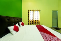 OYO 815969 RAJ MUNMUN HOTEL