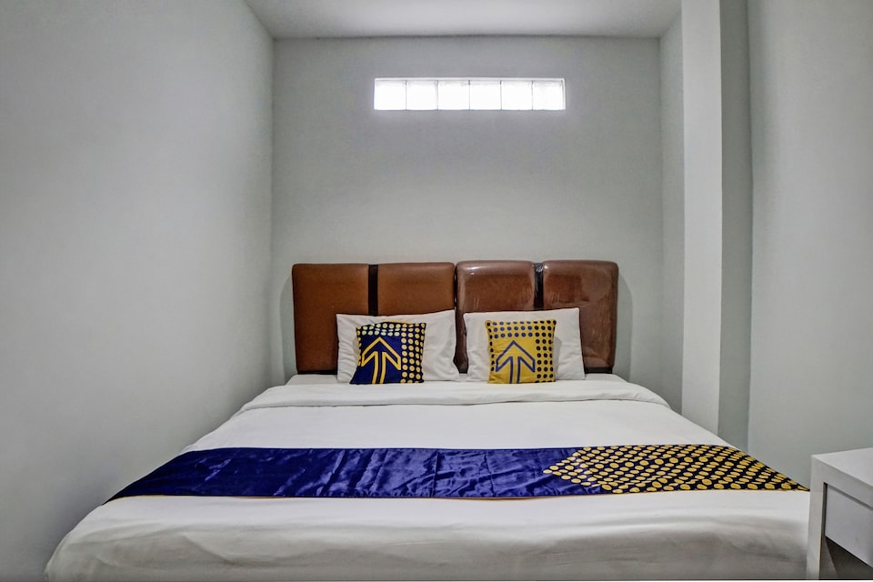 Hotel O Finest House Near Amplas Bus Terminal, Medan, Medan