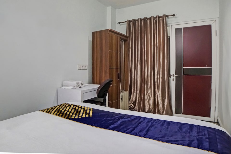 Hotel O Finest House Near Amplas Bus Terminal, Medan, Medan