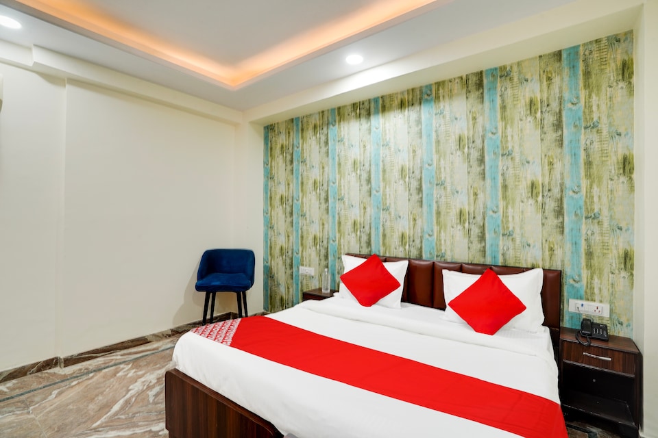  Hotel O Z, Raja Park Jaipur, Jaipur