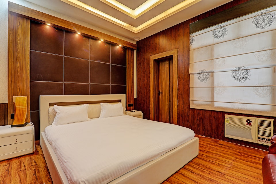 OYO Villa 243, Vikas Nagar Lucknow, Lucknow