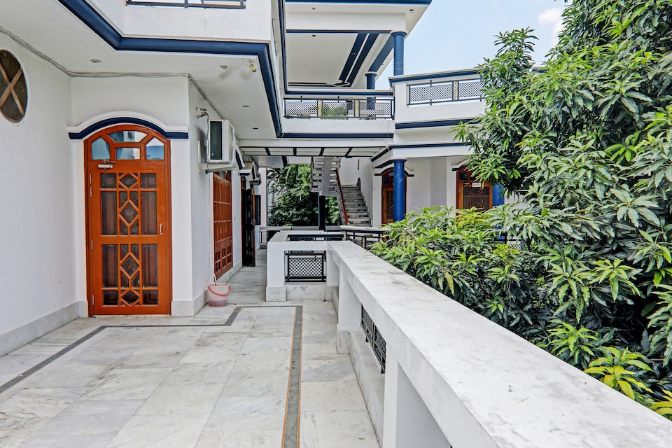Hotel O Shiva Grand, Faizabad Road, Lucknow
