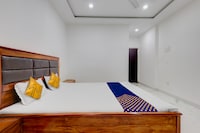 OYO 816041 Junak Hotel