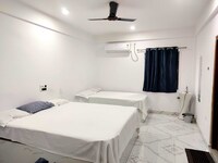 OYO 816041 Junak Hotel