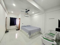 OYO 816041 Junak Hotel