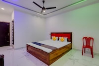 OYO 816041 Junak Hotel