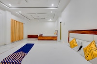 OYO 816041 Junak Hotel