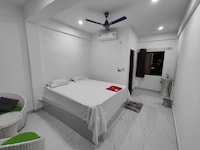 OYO 816041 Junak Hotel