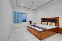 OYO 816041 Junak Hotel