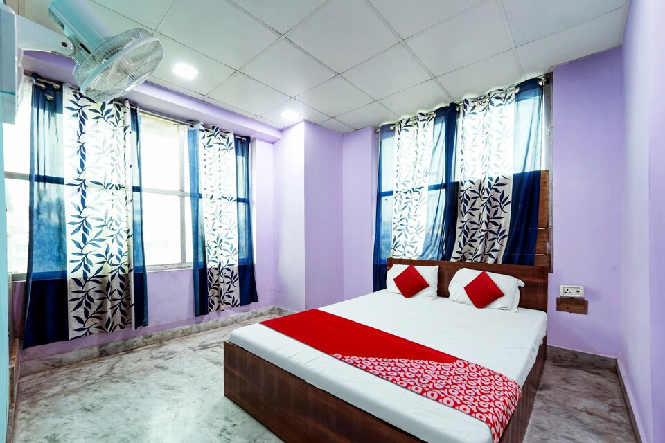 OYO Flagship The Budget Inn , Bailey Road, Patna
