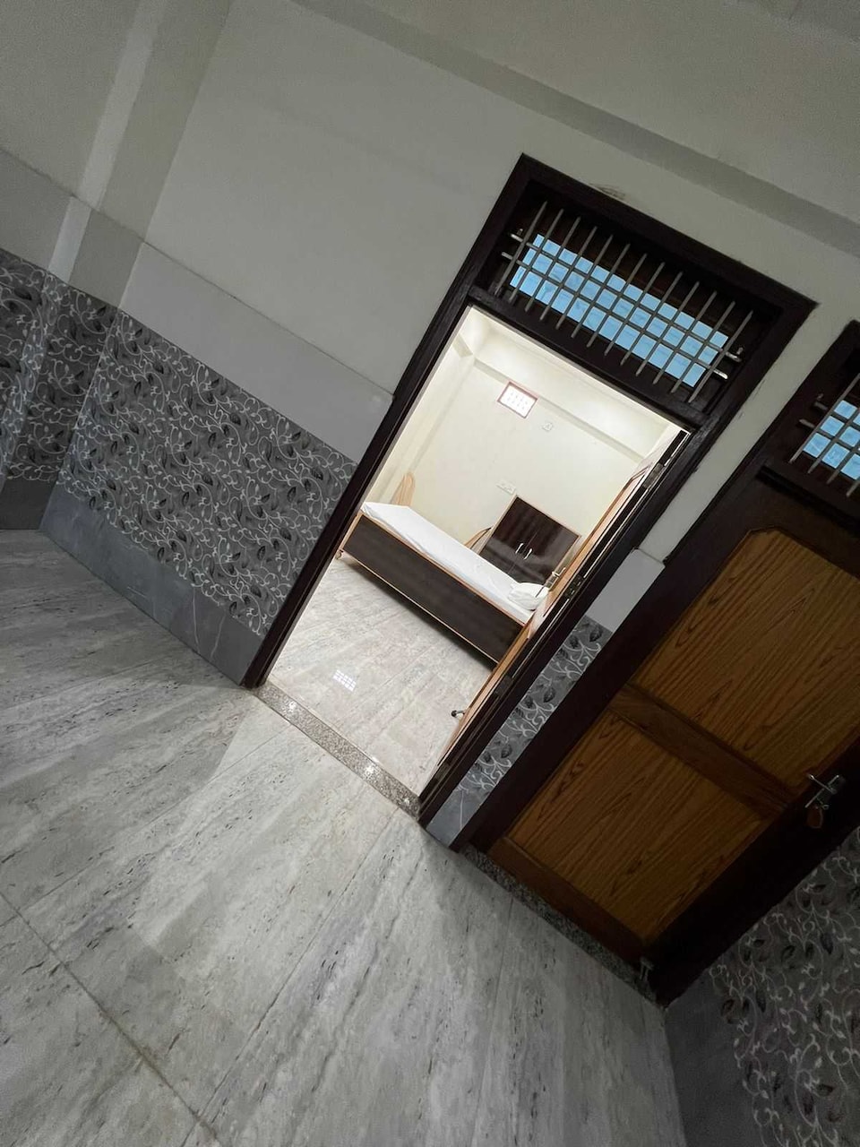 SPOT ON Hotel Happy Hour, Farrukhabad, Farrukhabad